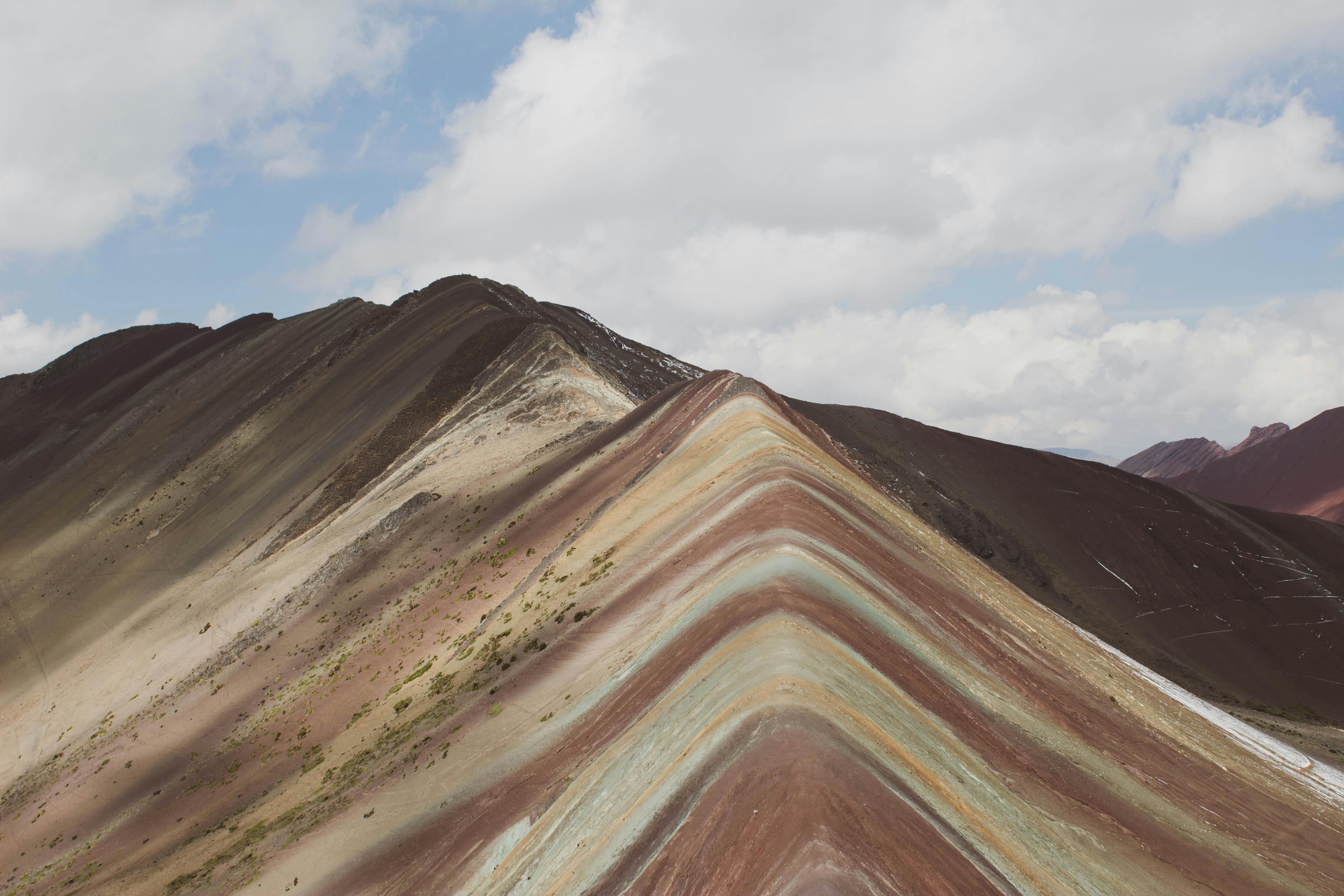 Montaña De 7 Colores